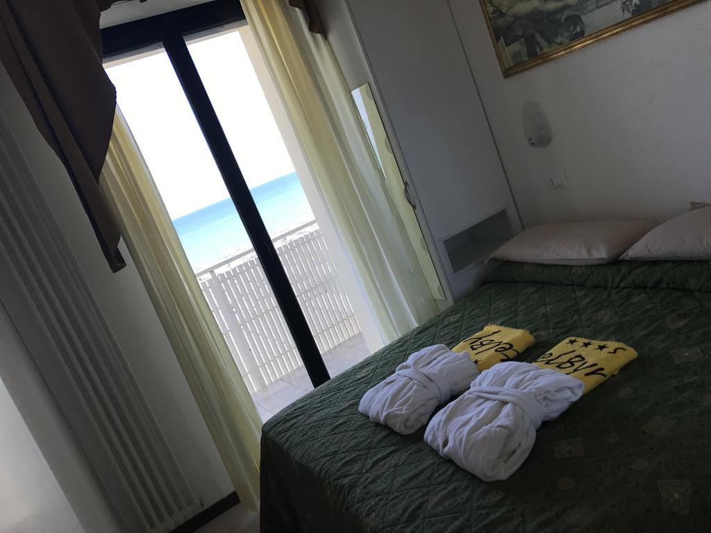 Hotel Byron ミラノ・マリッティマ エクステリア 写真