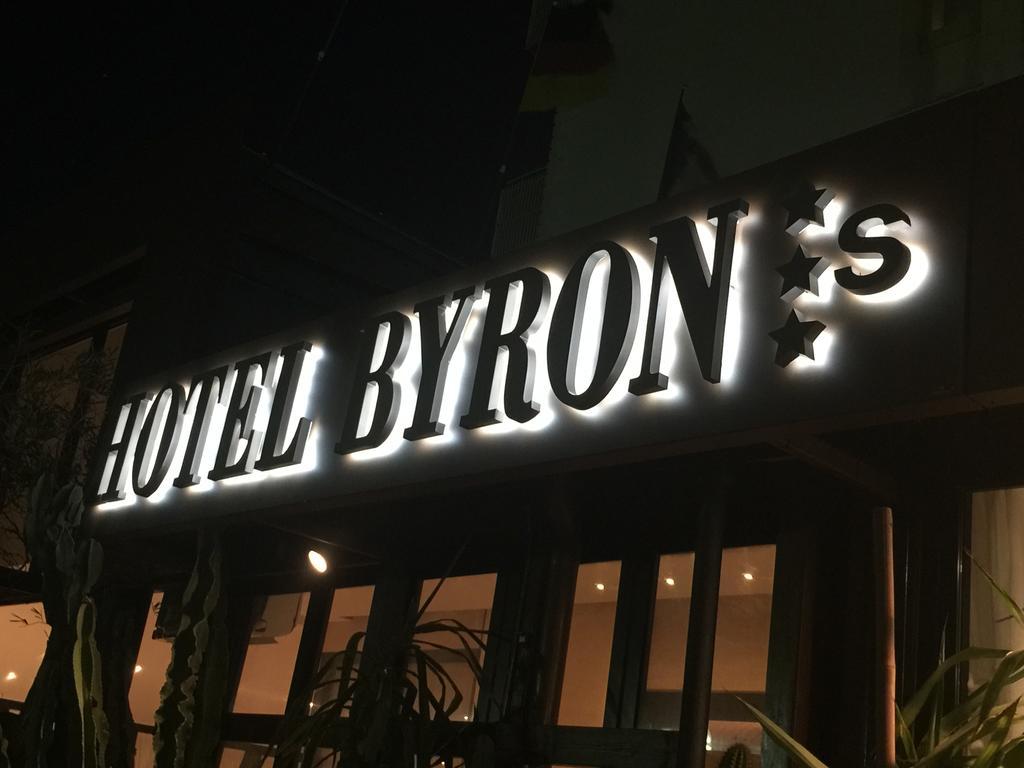 Hotel Byron ミラノ・マリッティマ エクステリア 写真
